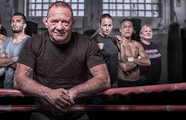 Kijk naar Team Kops op Spike